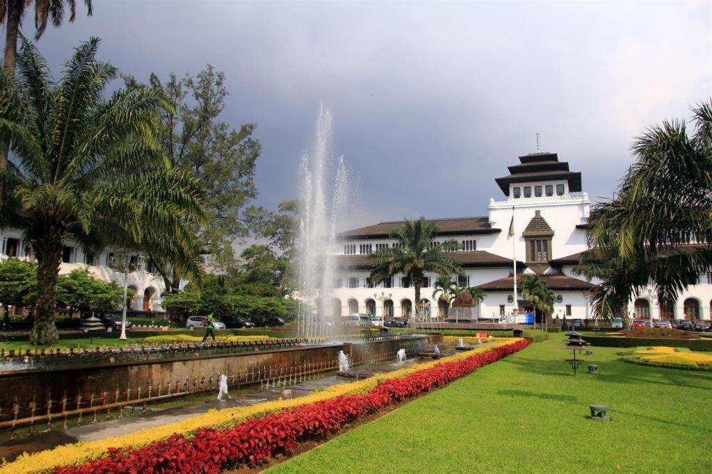 Hotel Oyo 91330 Munigar Syariah